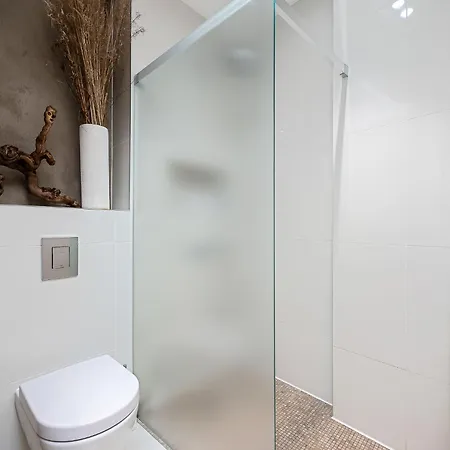 Apartment 5 Stories Luxury&space In The Old Town With Care For Tallinn