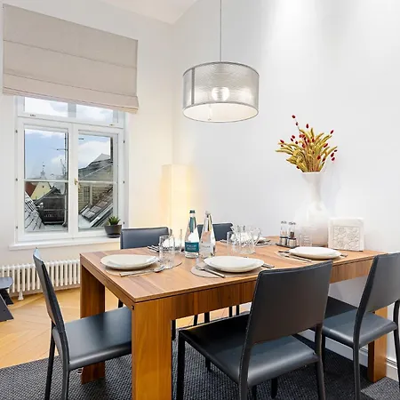 Korter 5stories Luxury Space In Old Town With Care *