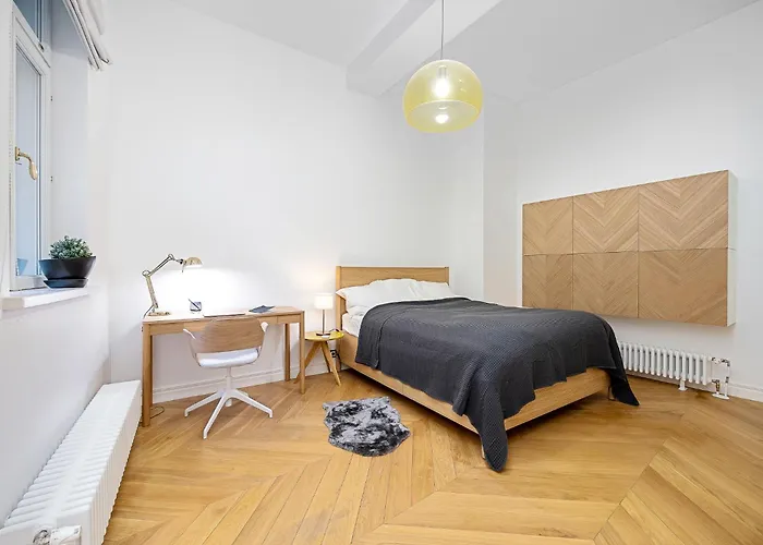 5stories Luxury Space In Old Town With Care Talin