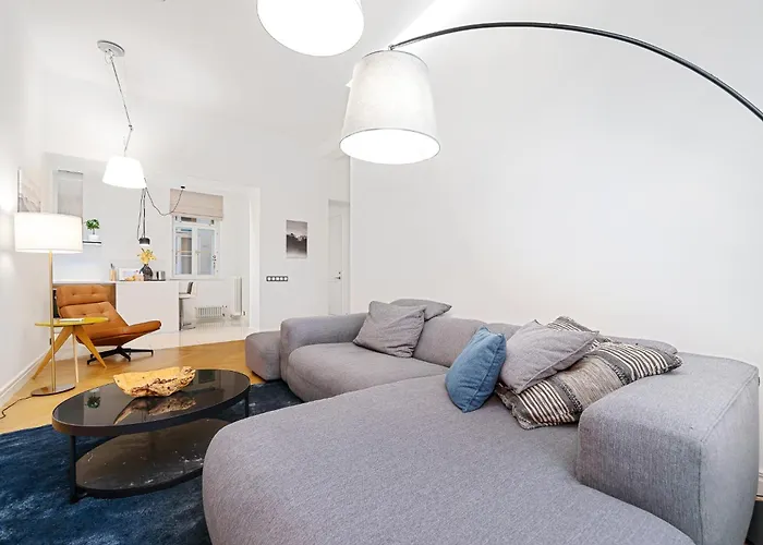 5stories Luxury Space In Old Town With Care